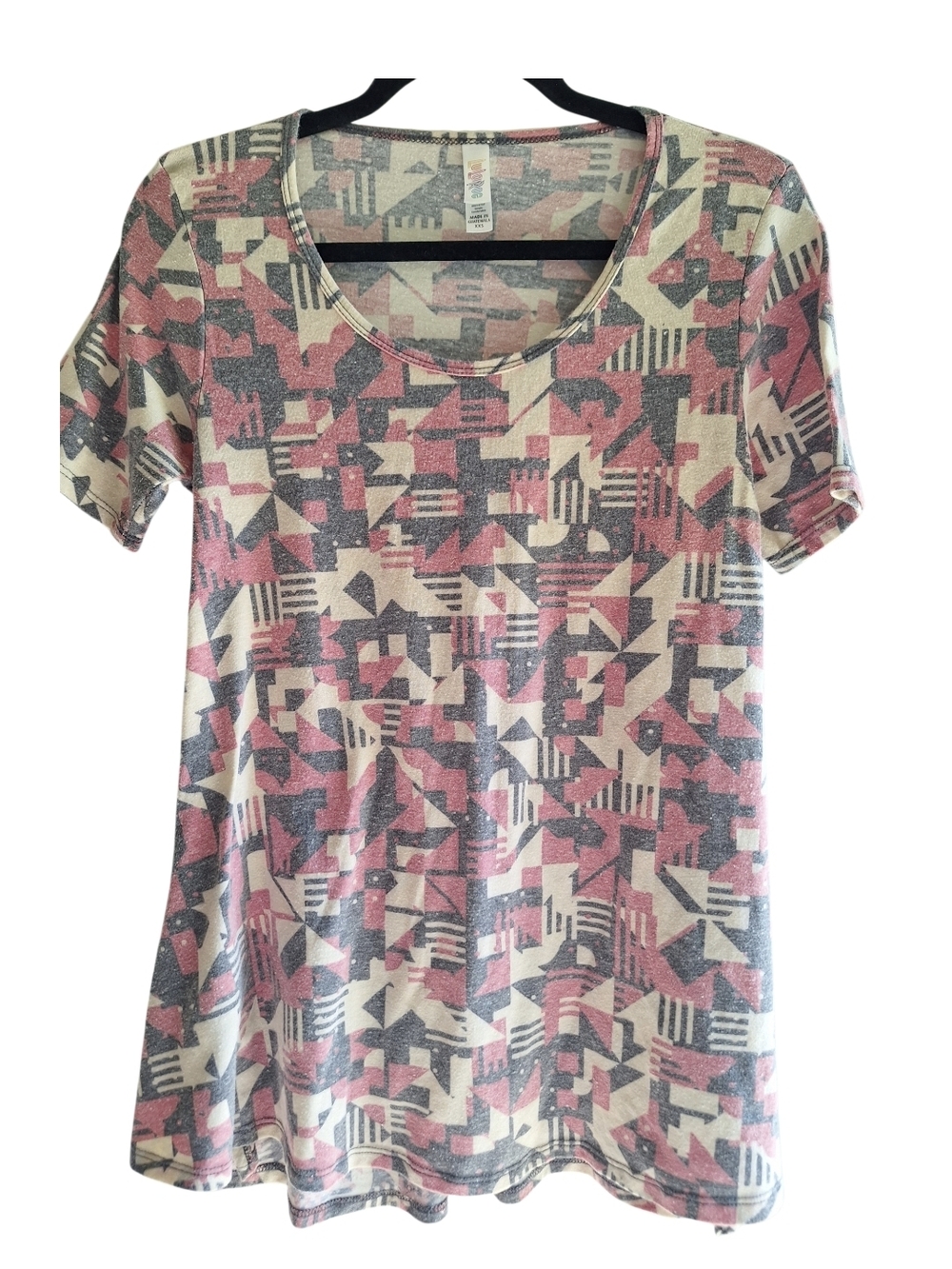 🌟3/$15🌟 LuLaRoe Short Sleeve Geometric Tunic - Pink, Gray & Cream
